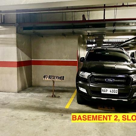 Ortigas 2 Bedroom Corner Unit With 2 Queen Across Shangrila Manila Exterior foto