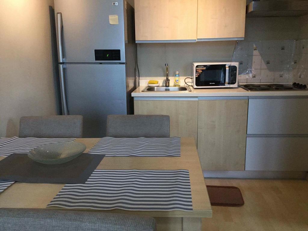 Ortigas 2 Bedroom Corner Unit With 2 Queen Across Shangrila Manila Exterior foto